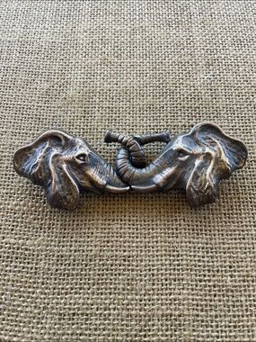 VTG Paquette  Elephant Double Head Belt Buckle in Antique Bronze Tone